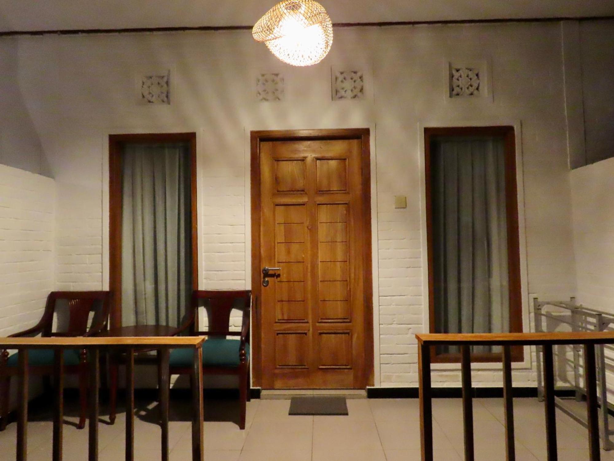 Blue Waves Balangan Homestay 울루와뚜 외부 사진